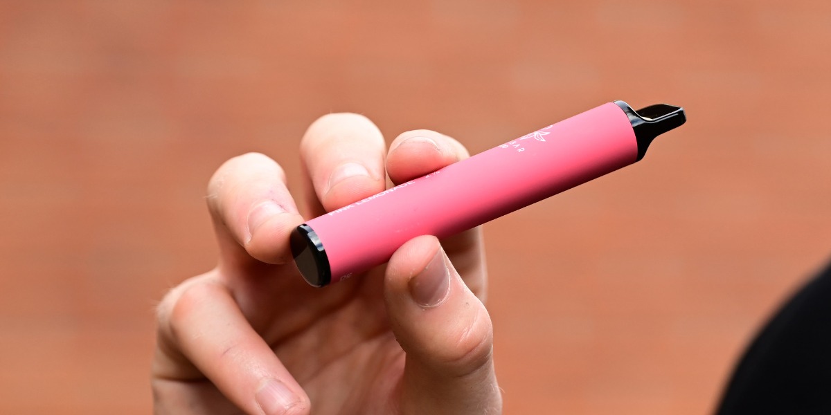 Council to enforce ban on single use vapes from 1 June - Falkirk Council Council to enforce ban on single use vapes from 1 June - Falkirk Council