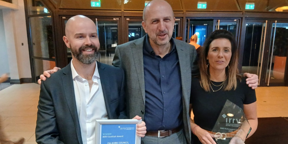 📷 From L to R: Richard McFarlane, Paul Ferguson and Anna Dick represented the Falkirk Council team to receive the award.