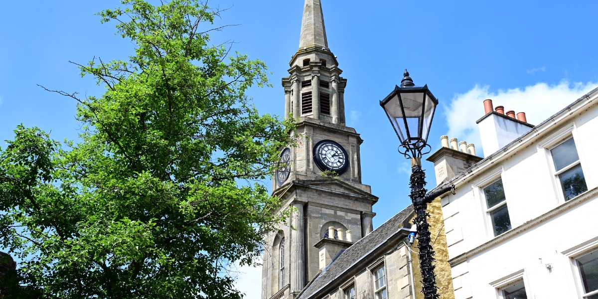 Banner image for 'Air quality in Falkirk reaches cleanest levels in more than 13 years'